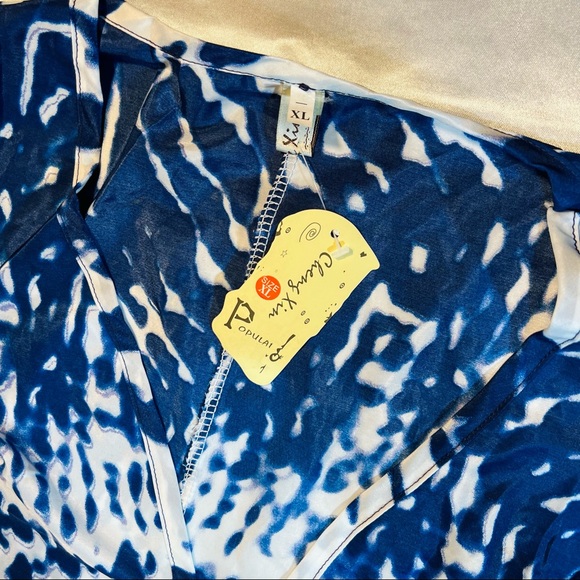 Cheng Xin | Super Soft Blue Tir Dye Pattern Dress Beach Dress // XL - Picture 7 of 13